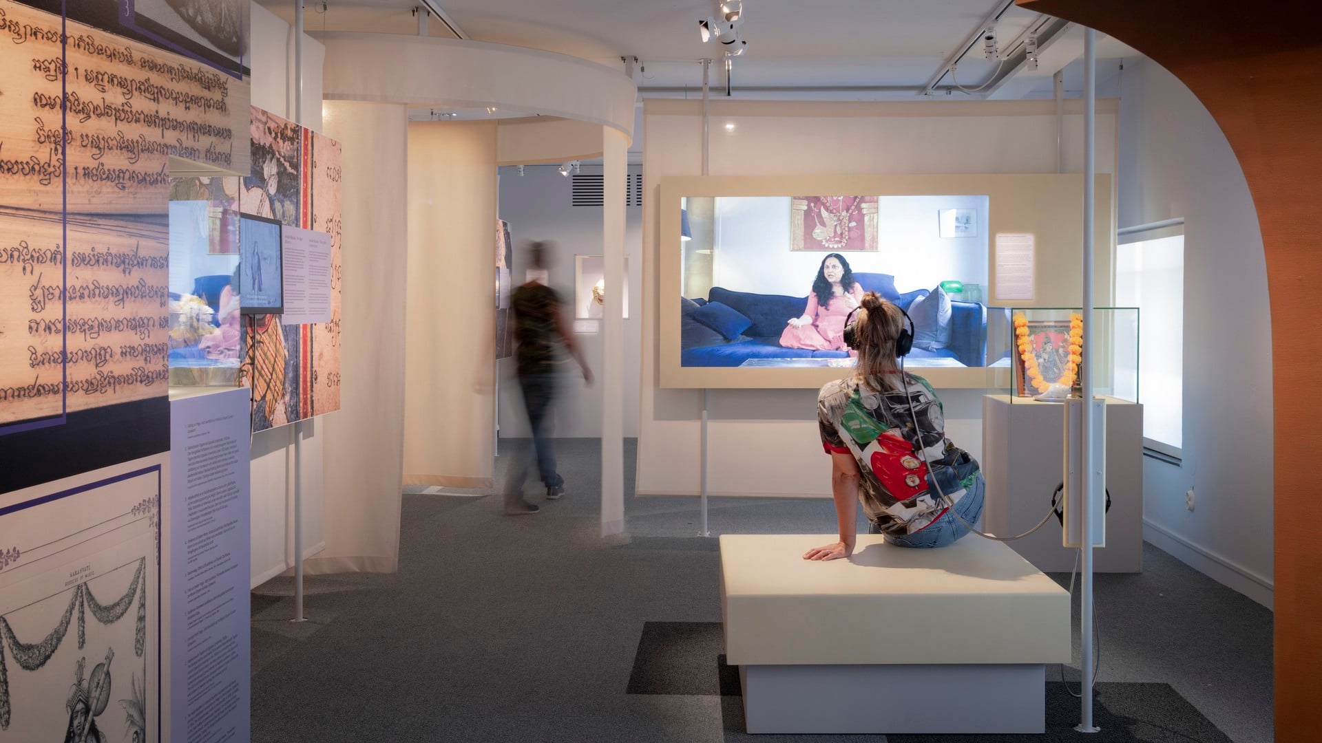 pressbilder inför återöppnandet av Östasiatiska museet 2026, utställningen I våra liv